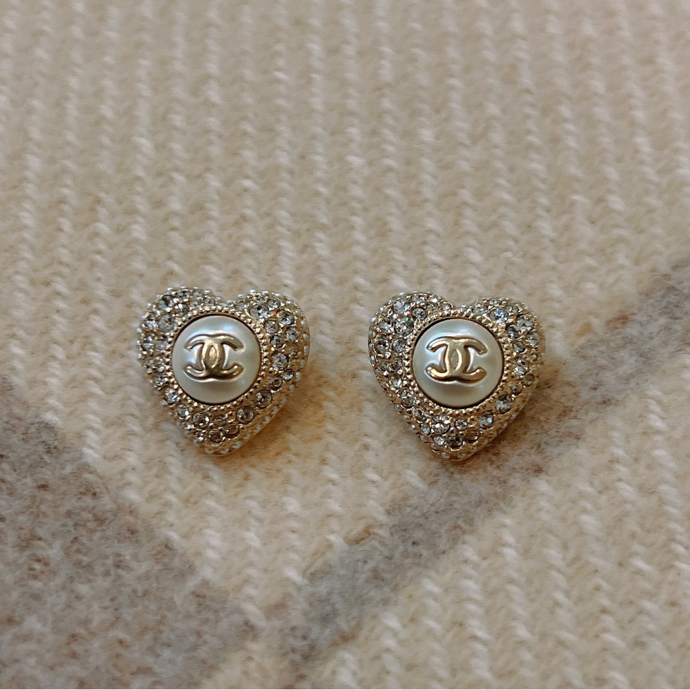 Chanel earrings - Picture 6 of 7